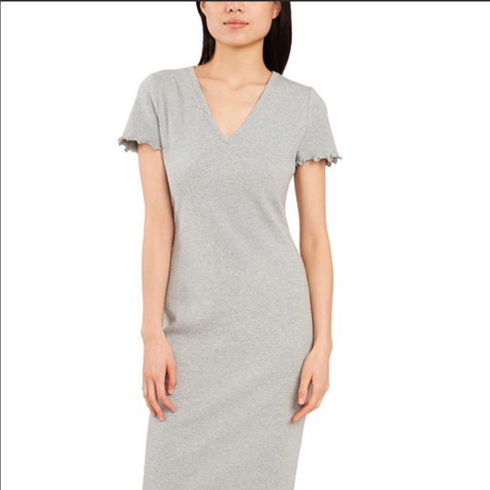 Riley & Rae Nora V-Neck Dress
